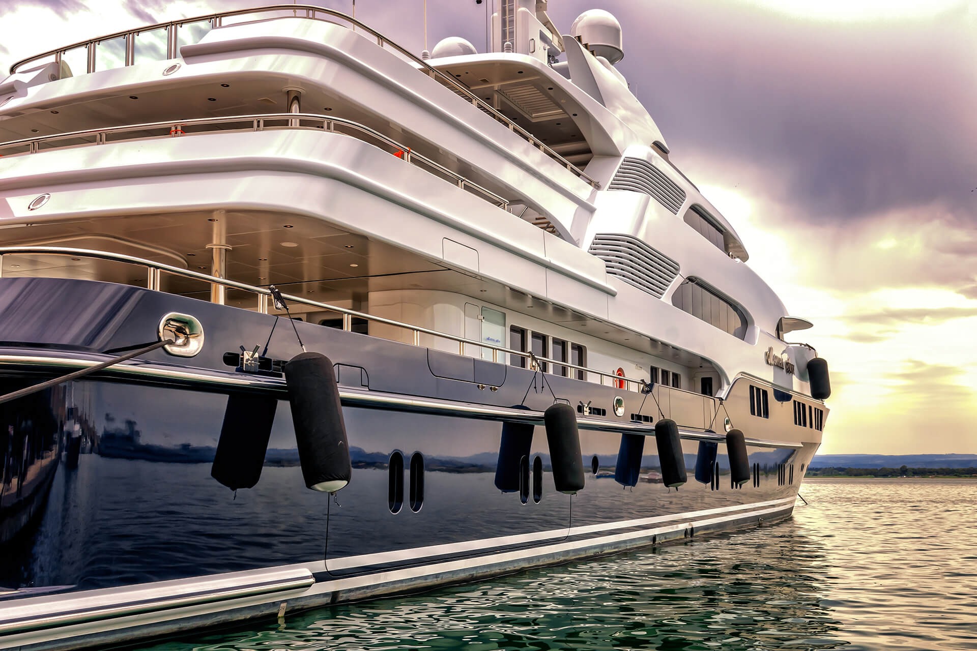 Elevating Corporate Events With Yacht Rentals